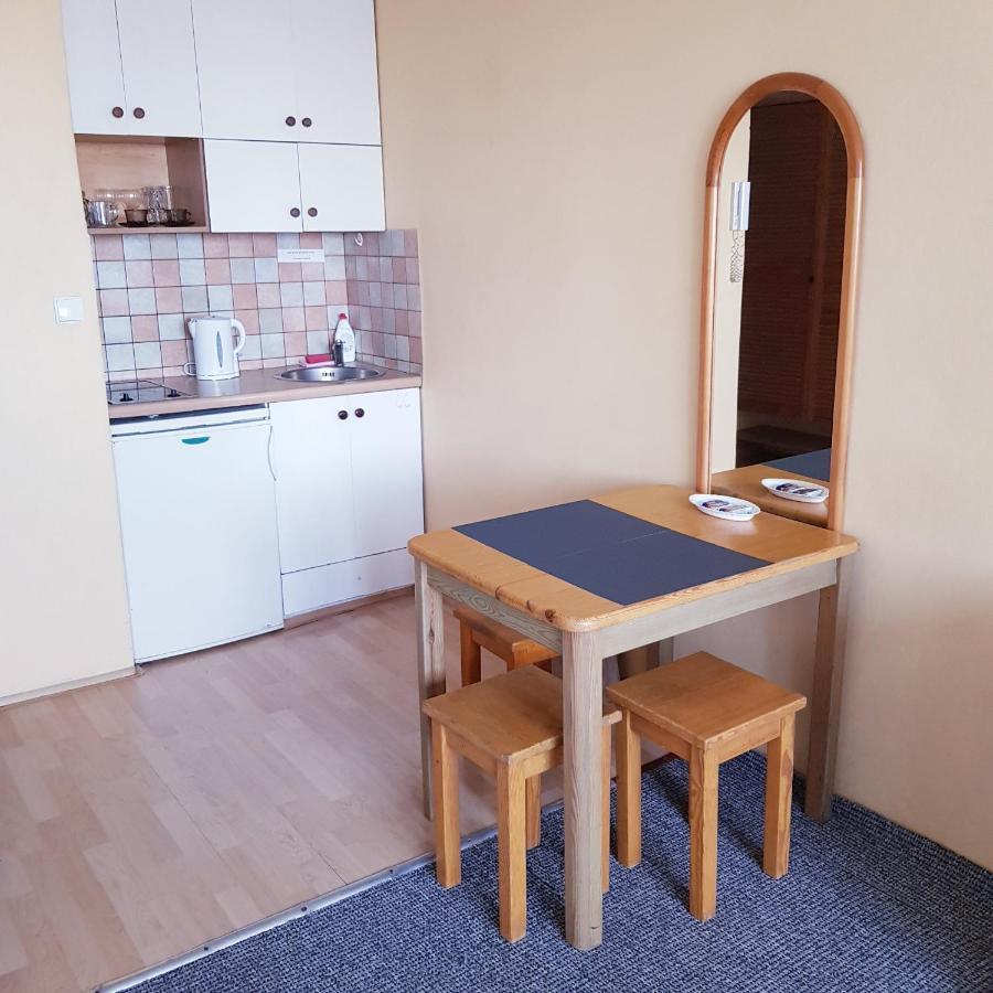 2 Metro Lines Center Apartament *